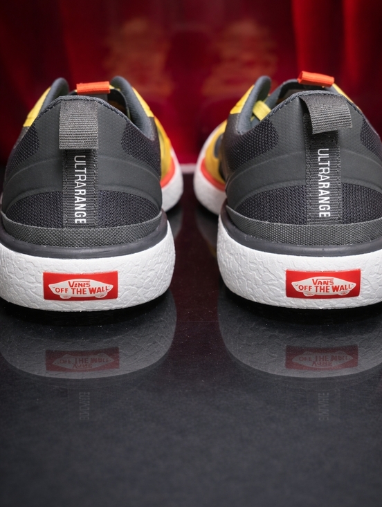 Vans MTE Ultrarange Exo – Sulphur – Size 11 Men / 13 Women